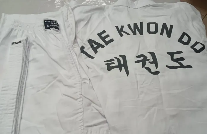 Dobok Taekwondo
