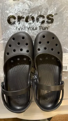 Crocs Karin Clog preta 39 - NOVA
