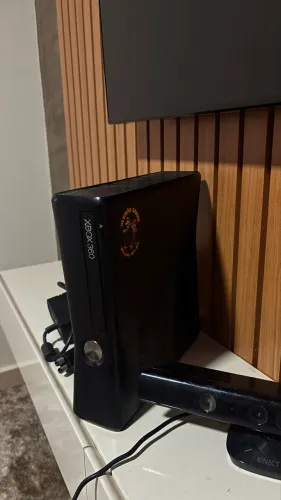 XBOX 360 DESBLOQUEADO COM KINECT