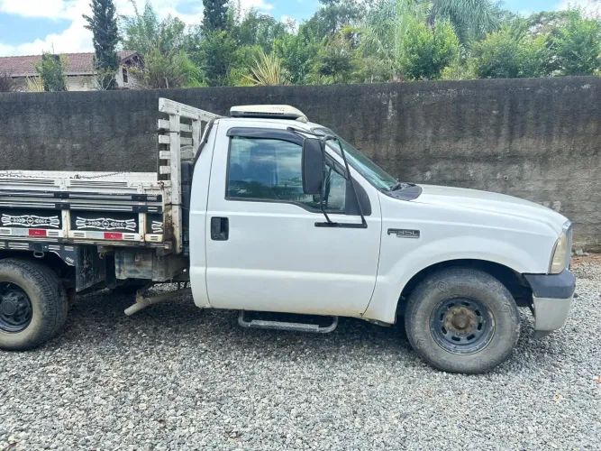 Ford F-350 3.9 8V Turbo Diesel Mec. 2003