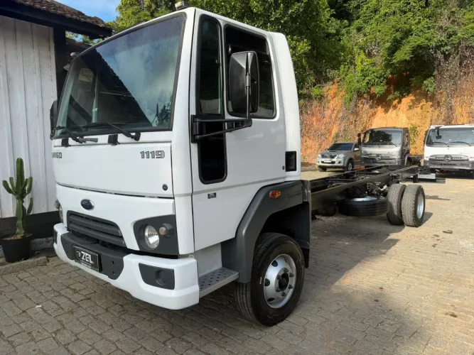 Ford Cargo 1119 no Chassi 2015