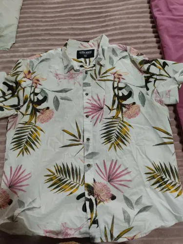 Vendo camisa masculina em algodão