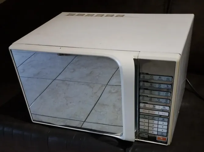 Microondas Midea 30L