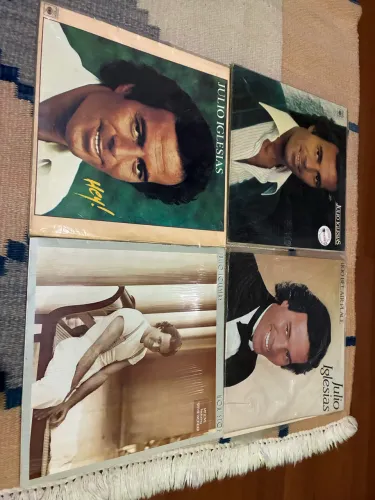 Lote 4 discos de vinil Júlio Iglesias 