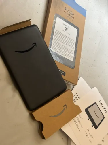 Kindle 11ª geração (IMPECÁVEL)