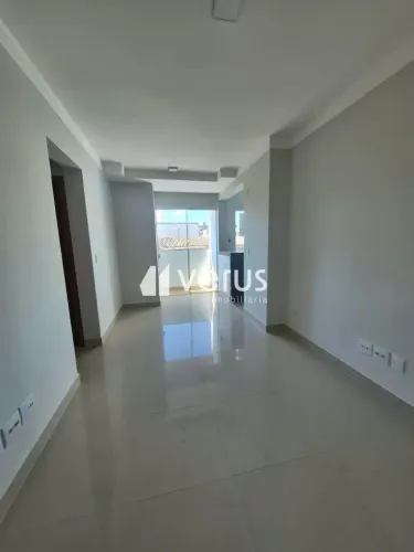 Apartamento para aluguel, 2 quartos, 1 suíte, 3 vagas, Santa Mônica - Uberlândia/MG