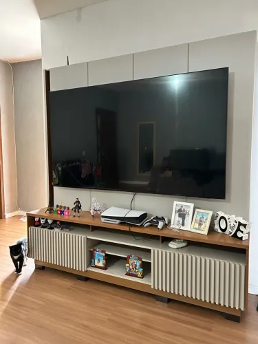 Estante para TV até 75 polegadas