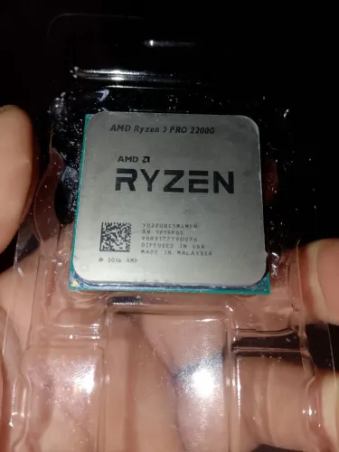 Ryzen 3 PRO 2200g