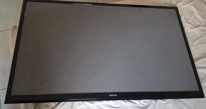 Tv Samsung 51 polegadas não é smart