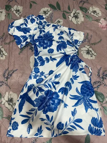 Vestido Azul, Novo
