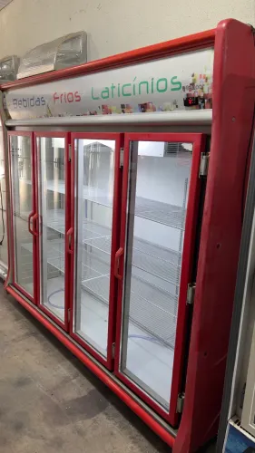 Expositor Refrigerado 4 Portas Gelopar