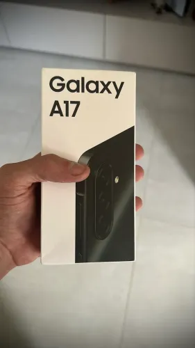 Samsung Galaxy A17