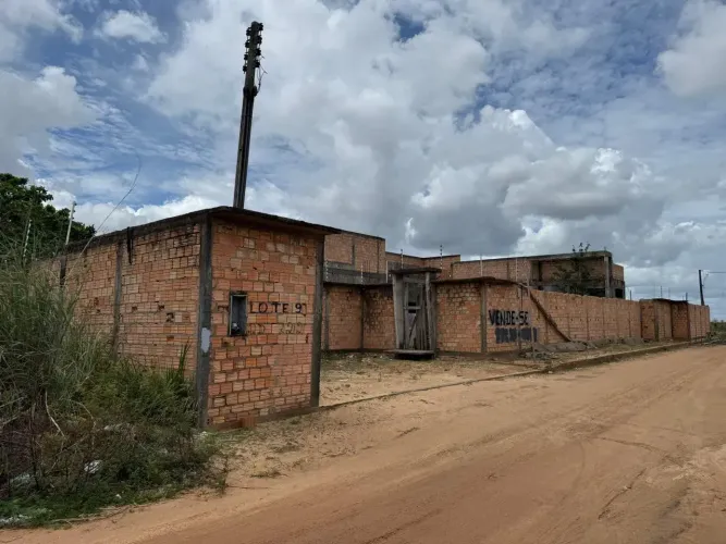Imóvel para venda tem 540 metros quadrados com 5 quartos em Santa Cecilia - Cantá - RR