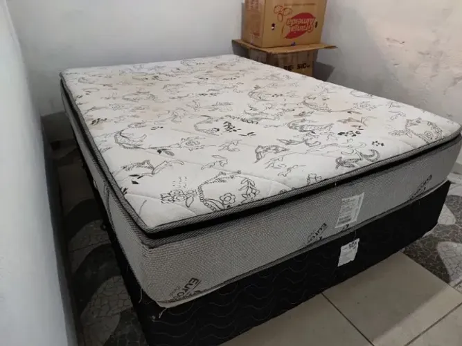 Cama box