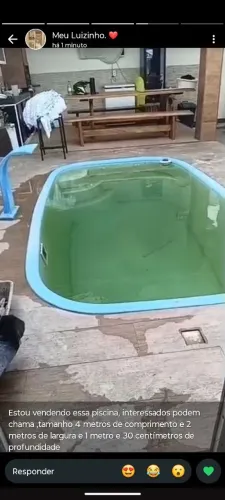Vendo uma piscina completa