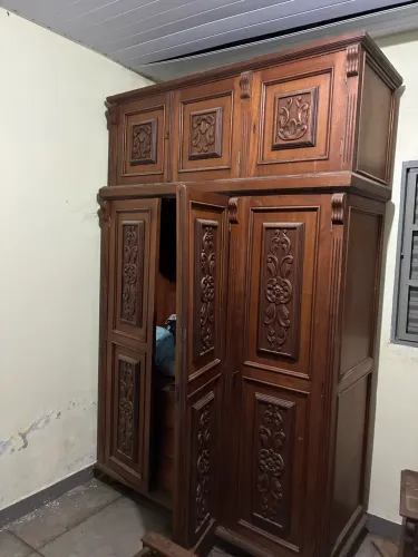 Roupeiro roupa e cama LER ANÚNCIO