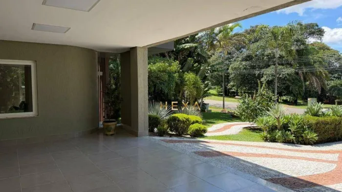 Sobrado com 4 dormitórios à venda 420 m² Residencial Aldeia do Vale - Goiânia/GO