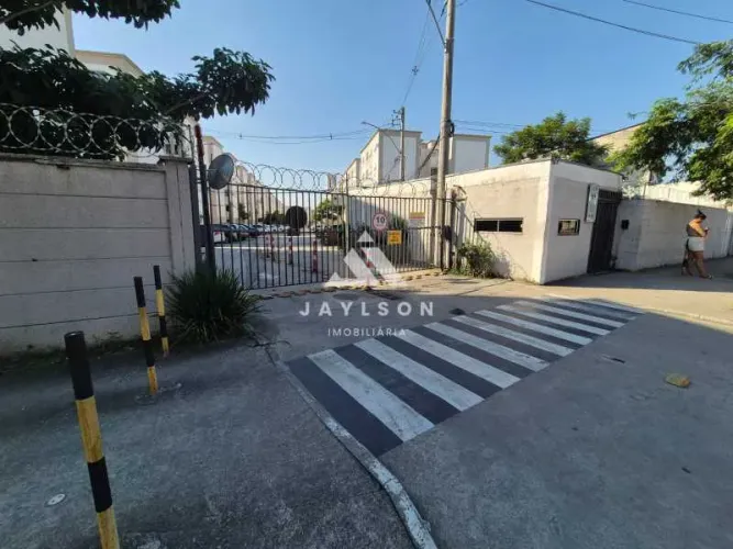 Apartamento em Condomínio Fechado na Pavuna.