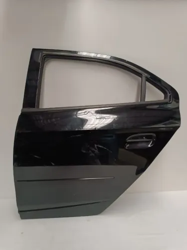 Porta Traseira Lado Esquerdo | Chevrolet Onix Prisma 2013 A 2019 - Usada/Original #Preta