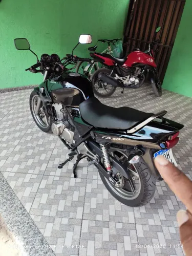 Moto toda reformada