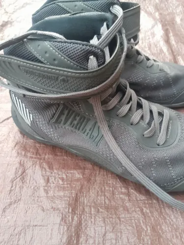 TENIS ORIGINAL