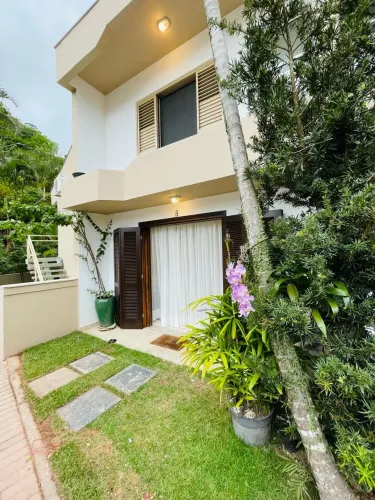 Sobrado 2 dormitórios