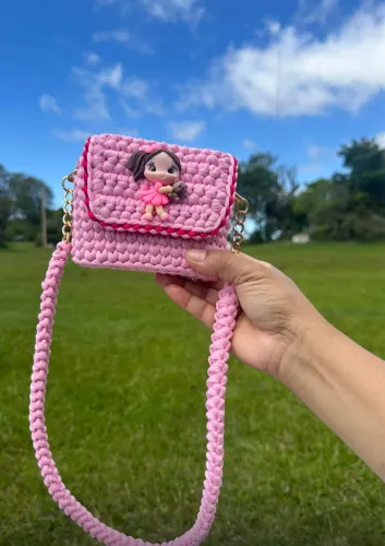 Bolsinha infantil de crochê de Luxo
