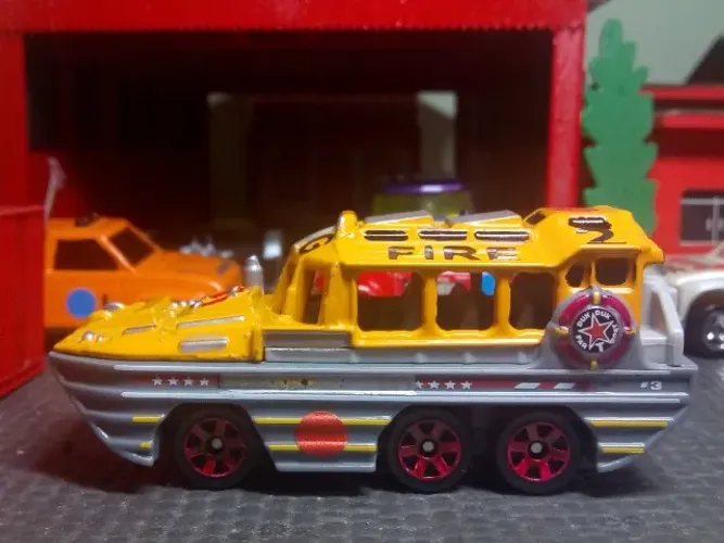 Miniatura DUK DUK DVK07 MATCHBOX - FIRE LIFE GUARD 2 ESCALA 1/64.