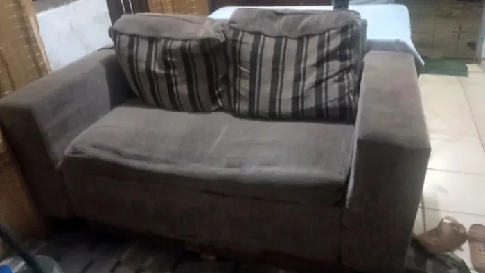 Sofá 2 lugares
