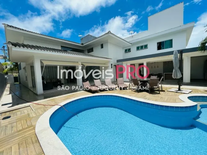 Casa espetacular à venda, 4 suítes, piscina com hidromassagem e espaço gourmet