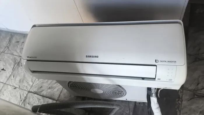 Vendo ar split 9 mil inverter com instalação 