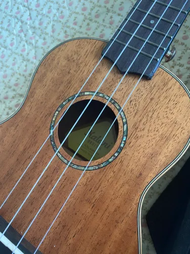Ukulele Kalani KAL400SM