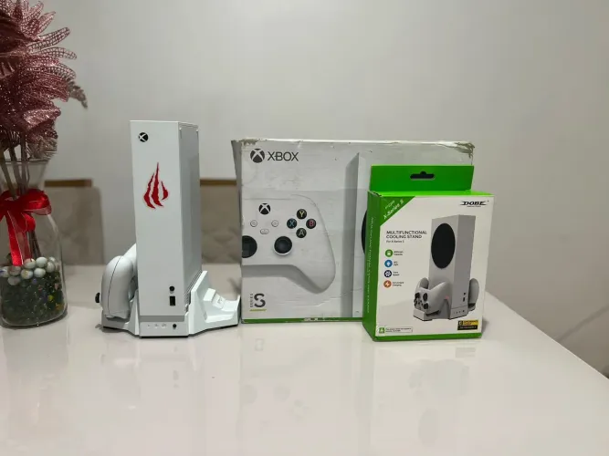XBOX SERIES S NO PRECINHO (VAI RODAR GTA 6, RODA FORTNITE, FIFA 27 E MILHARES DE JOGOS )