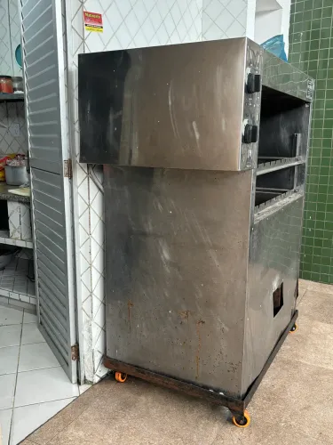 Churrasqueira elétrica a gás 