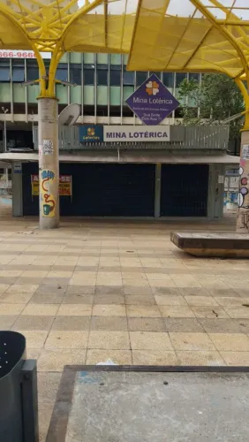 Loja no SCS excelente ponto.
