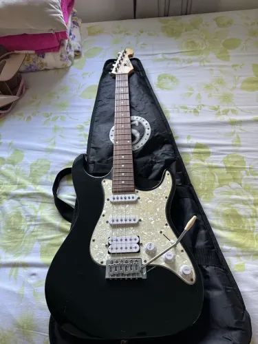 guitarra memphis mg 37 ss