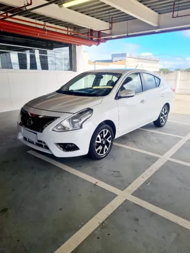 Nissan Versa Unique 1.6 16V Flex 4P Mec. 2016