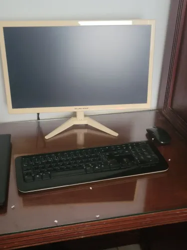 PC básico completo (teclado e mouse sem fio)