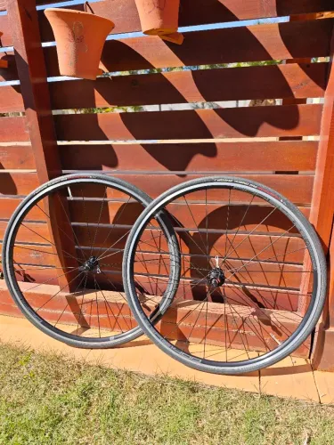 Par de Rodas Aro 700c Koozer RS 1400