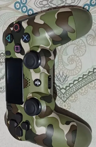 Controle Playstation 4/carregador controle de Playstation 5