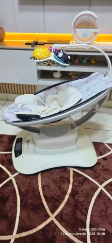 Cadeirinha de balanço Mamaroo 4<br>moms