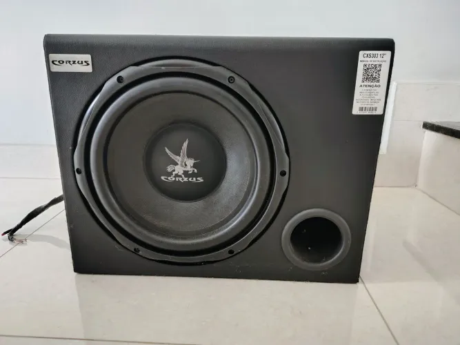 Caixa de som amplificada Corzus
