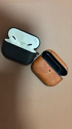AirPods Pro com 2 Capas de Proteção - Leia a Descrição