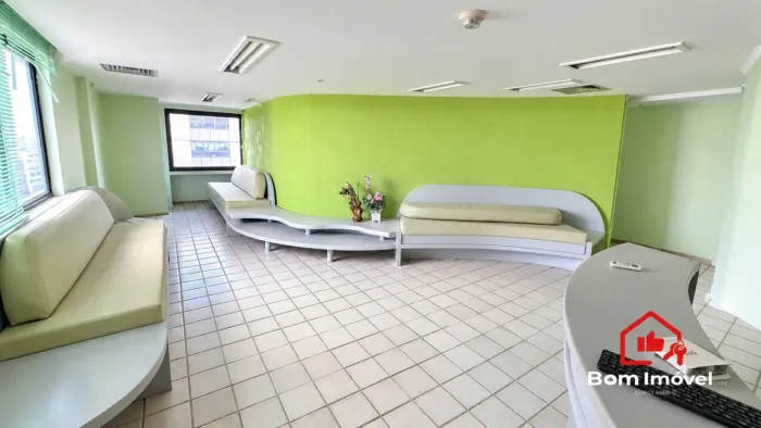 Salas comerciais no Clinical Center Karla Patrícia, no Pina, com metragens de 40,60 m² a 1