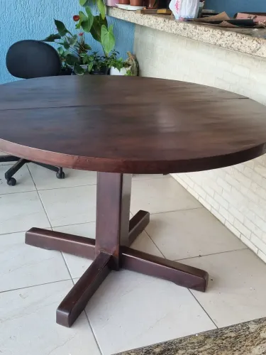 Mesa antiga extensível