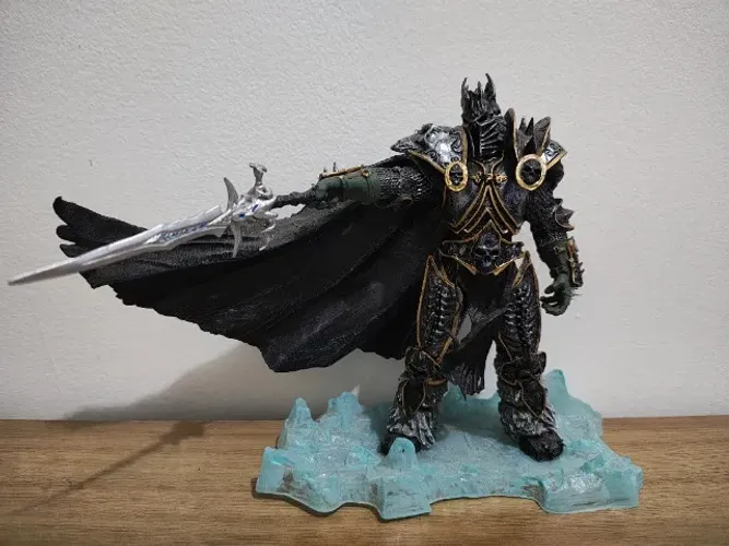 Estatua PVC Lich King Arthas Death Knight World of Warcraft 21cm