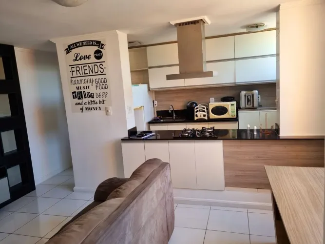 Apartamento Reformado e Mobiliado à Venda em Icaraí - 2 Quartos, Lazer Completo<br>
