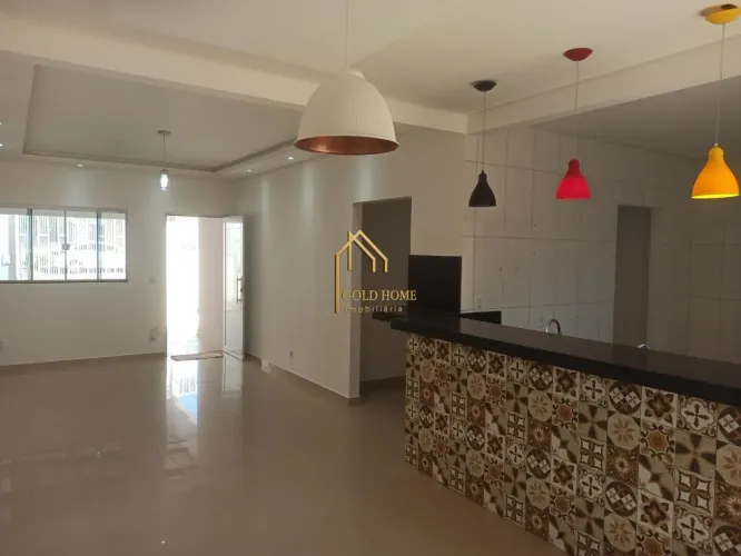VENDE-SE CASA DE ESQUINA NO RESIDENCIAL BURITI
