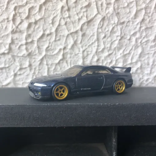 Hot Wheels Skyline GTR R33