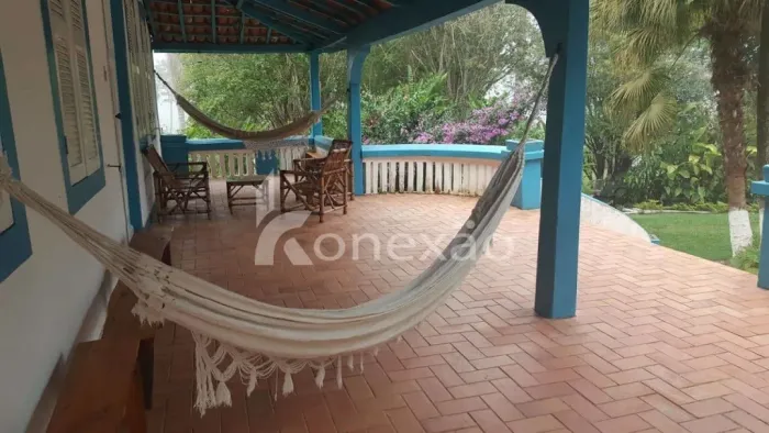 Fazenda 9 alqueires com casa colonial e estrutura para eventos em Paraibuna/SP.